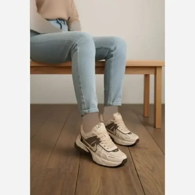 کتونی طرح نایک V2K زیره پییو سایز 37 تا 40