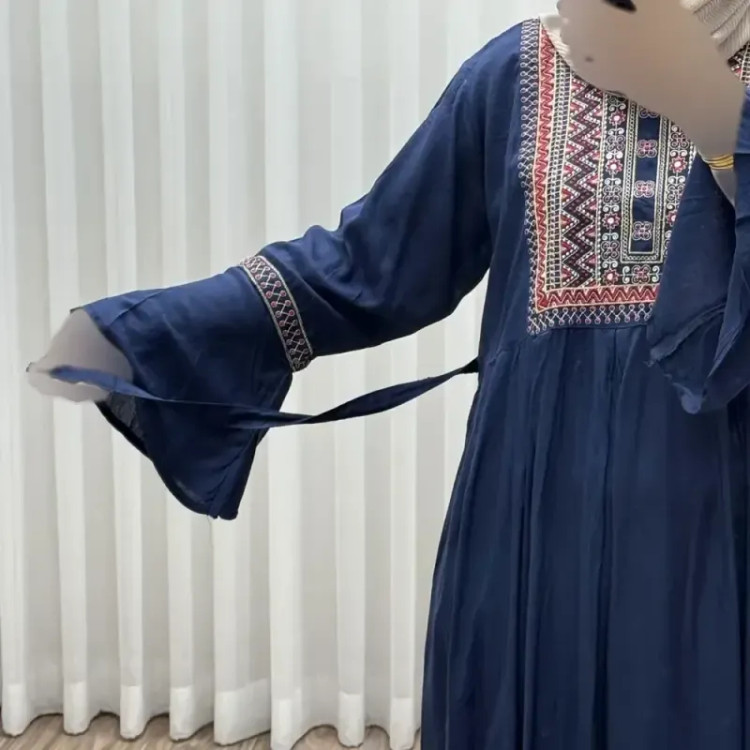 پیراهن نخی گلدوزی شده زنانه مدل مانیا فری سایز مناسب تا سایز 48