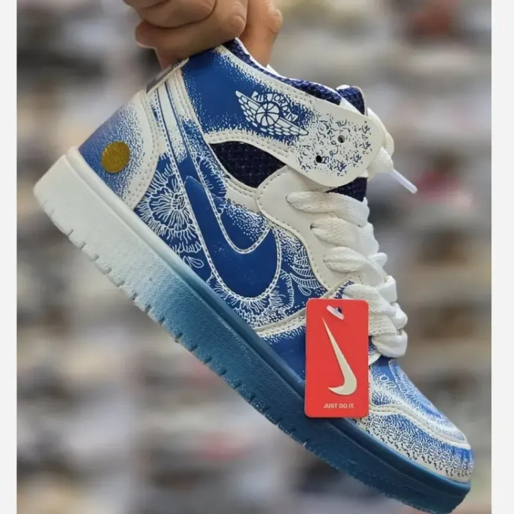 کفش کتانی نایک جردن ساقدار اسپرت دوردوخت سایز 37 تا 40